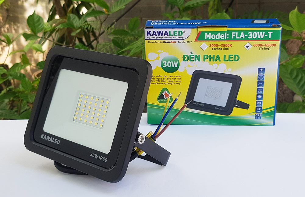 Đèn pha led chiếu sáng ngoài trời FLA