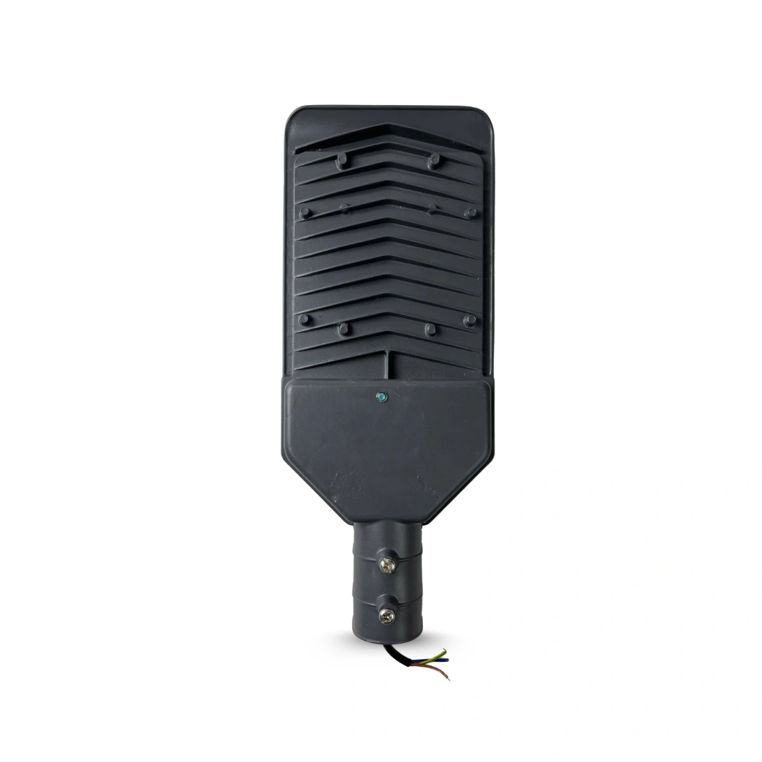 Thiết kế mặt sau tản nhiệt tốt của đèn đường LED SST2