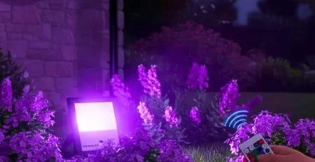 Điều khiển từ xa đổi màu đèn pha FL-RGB2 chiếu sáng hoa và tiểu cảnh.