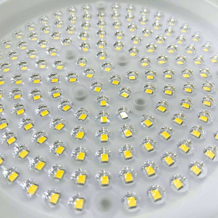 Cận cảnh chip LED của đèn LED Highbay HB1-150W