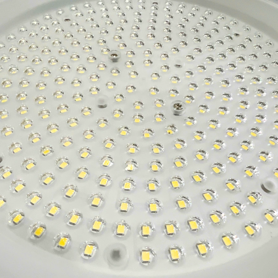 Cận cảnh chip LED của đèn LED Highbay HB1-200W