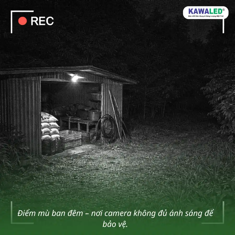 điểm mù camera ban đêm tại kho vật tư nông nghiệp thiếu ánh sáng