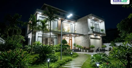 đèn năng lượng mặt trời sân vườn chiếu sáng đẹp ban đêm