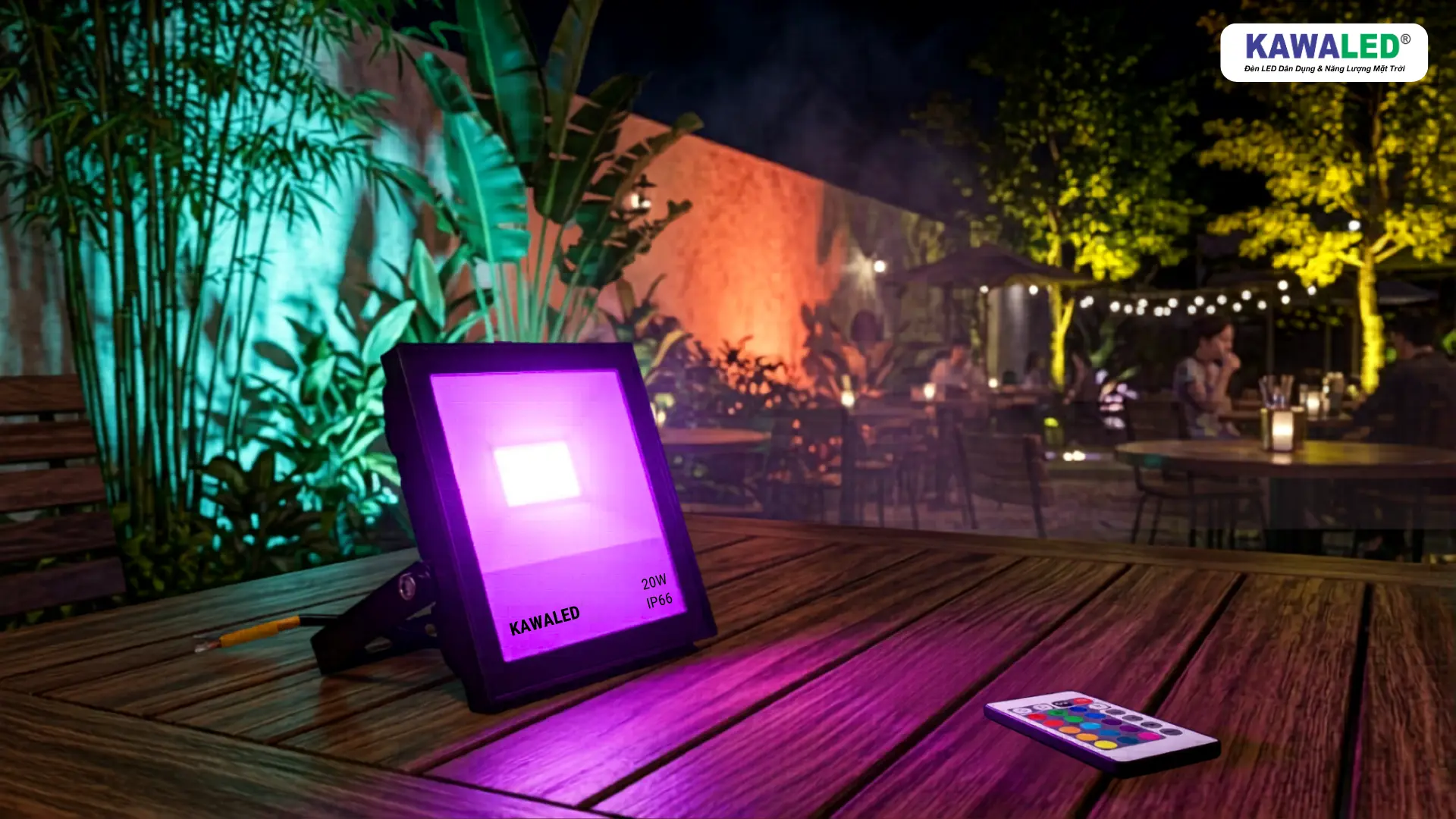 Đèn pha led đổi màu Kawaled RGB dùng decor quán cà phê và homestay