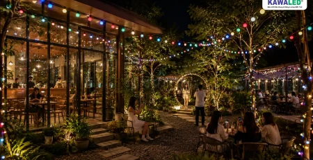 Góc check-in quán café sân vườn sử dụng bóng đèn trang trí nhiều màu KAWALED